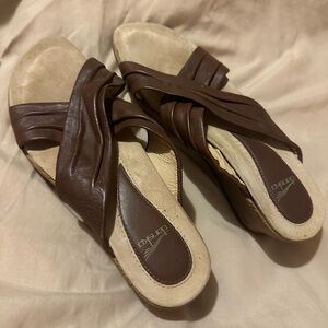 Brown Leather Dansko Sandals Size 39. Gently worn.